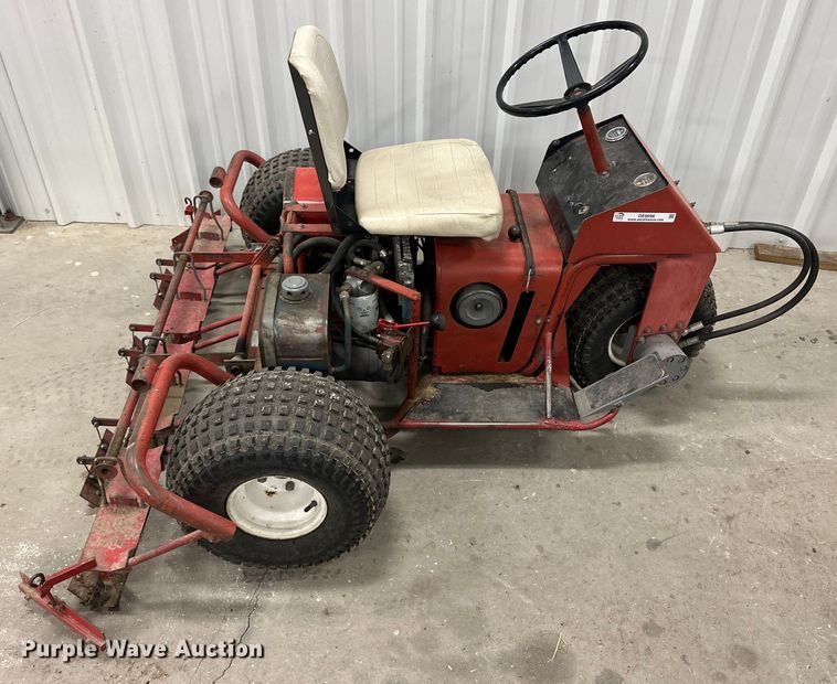 image for item OE9096 1974 Toro bunker rake