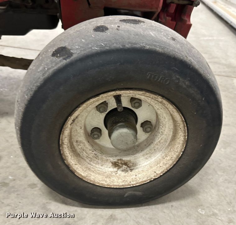 image for item OE9097 2006 Toro Groundsmaster 328D lawn mower