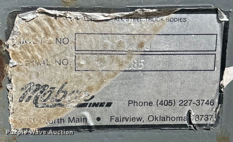 image for item OE9099 1983 Ford F700 dump truck