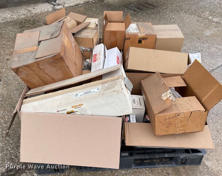 image for item OG9875 Pallet of parts 
