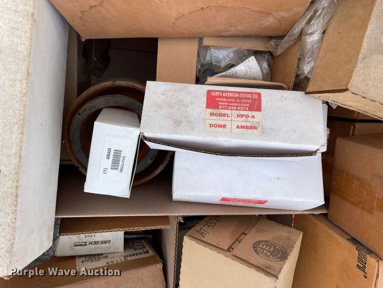 image for item OG9875 Pallet of parts 