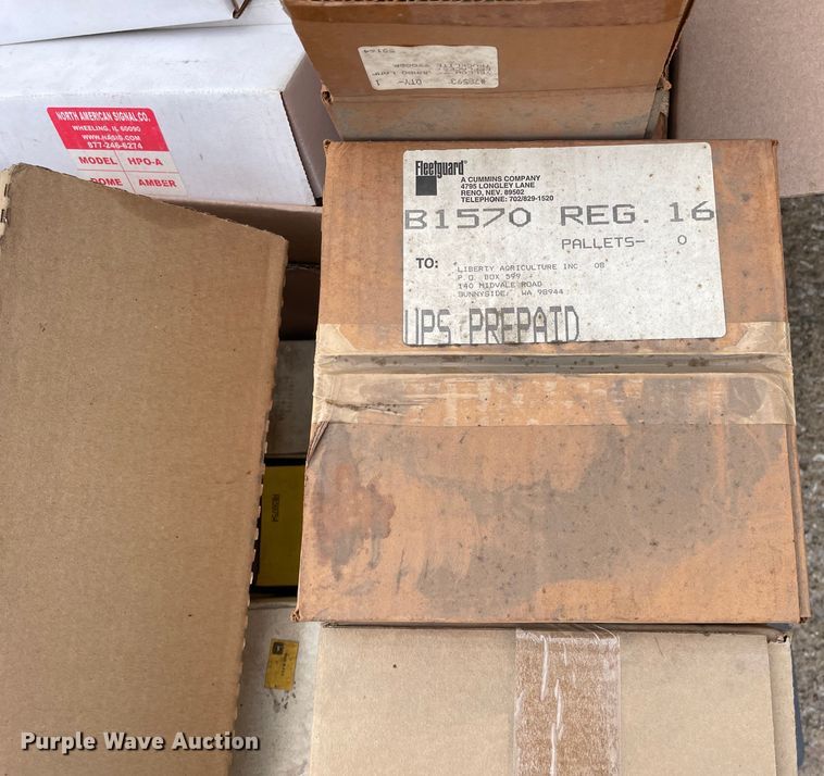 image for item OG9875 Pallet of parts 