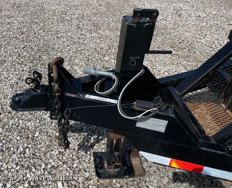 image for item OG9876 2001 Cronkhite 3400E tilt deck utility trailer