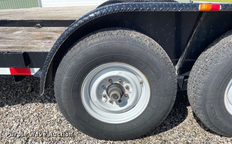 image for item OG9876 2001 Cronkhite 3400E tilt deck utility trailer