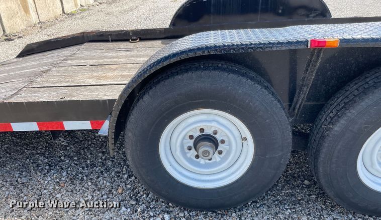 image for item OG9876 2001 Cronkhite 3400E tilt deck utility trailer