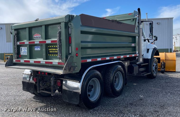 image for item OG9877 2015 International 7400 dump truck