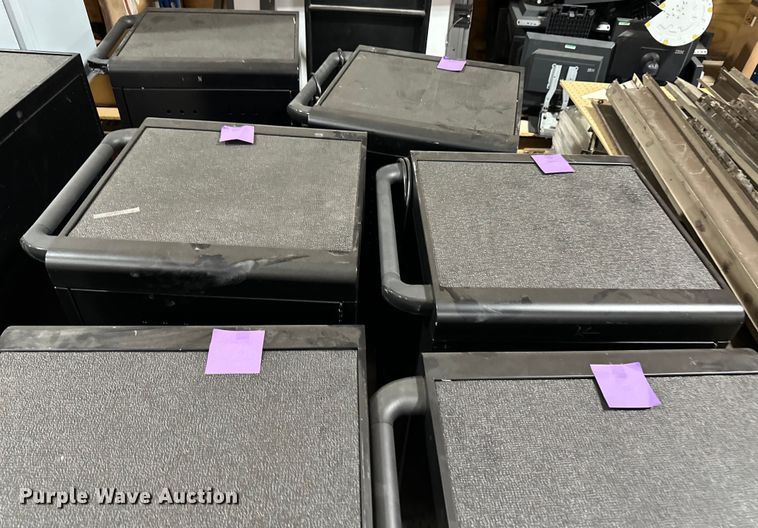 image for item OI9018 Charging stations