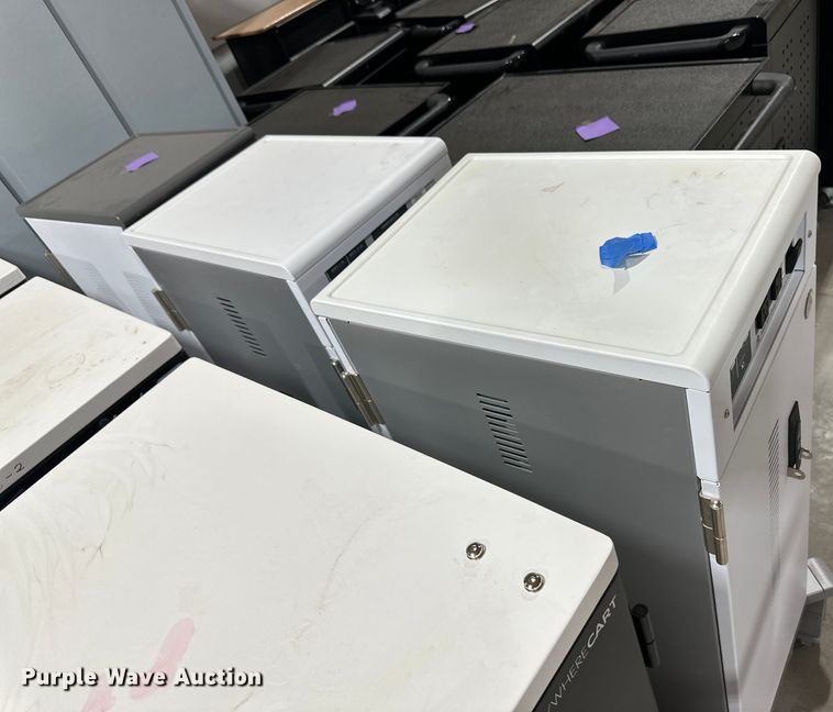 image for item OI9018 Charging stations