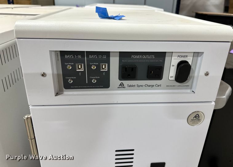 image for item OI9018 Charging stations