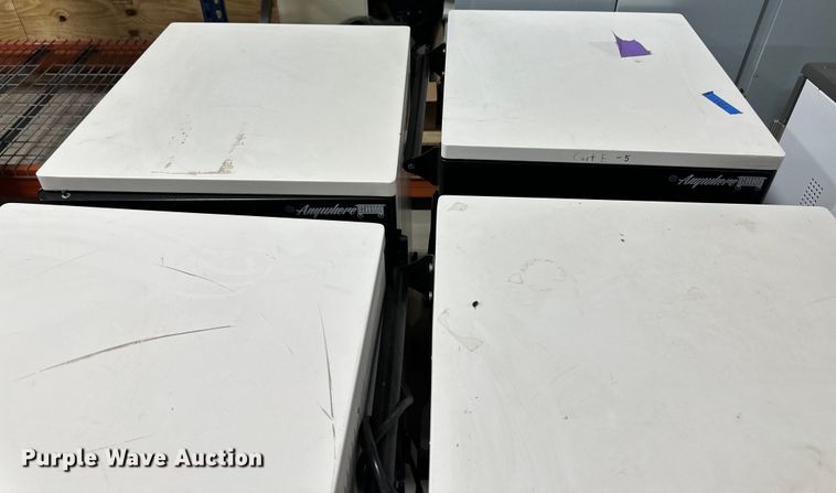 image for item OI9018 Charging stations