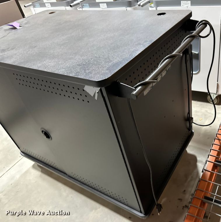 image for item OI9018 Charging stations