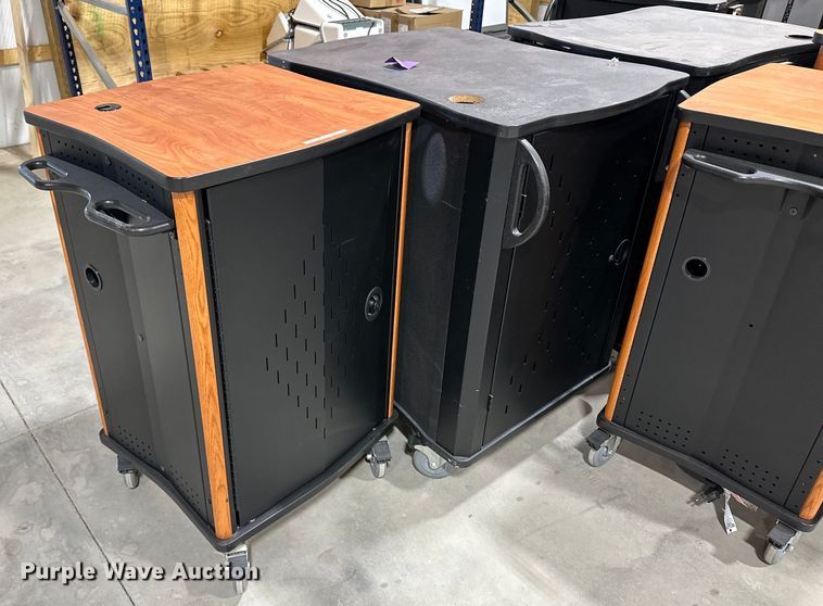 image for item OI9018 Charging stations