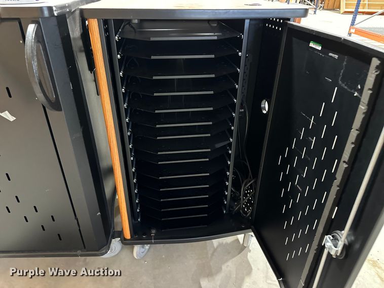 image for item OI9018 Charging stations