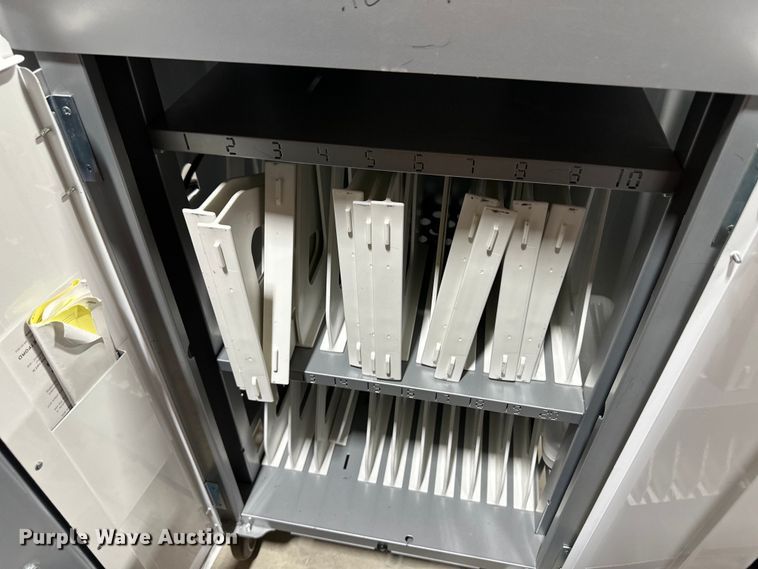 image for item OI9018 Charging stations