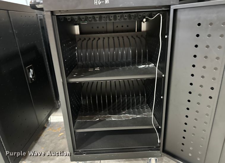 image for item OI9018 Charging stations