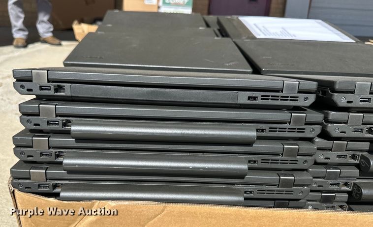 image for item OI9024 (157) Lenovo laptops