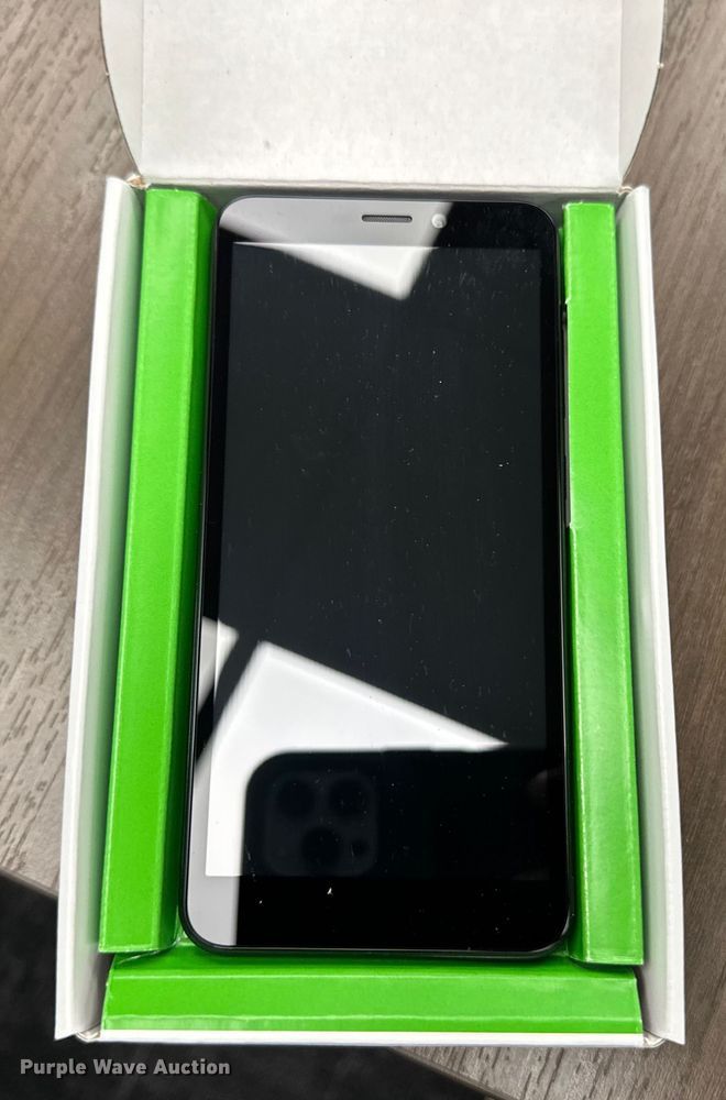 image for item OI9026 (48) Cricket cell phones