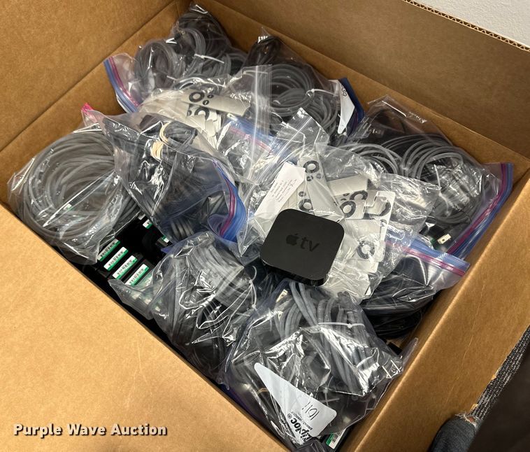 image for item OI9027 (110) Apple TV's