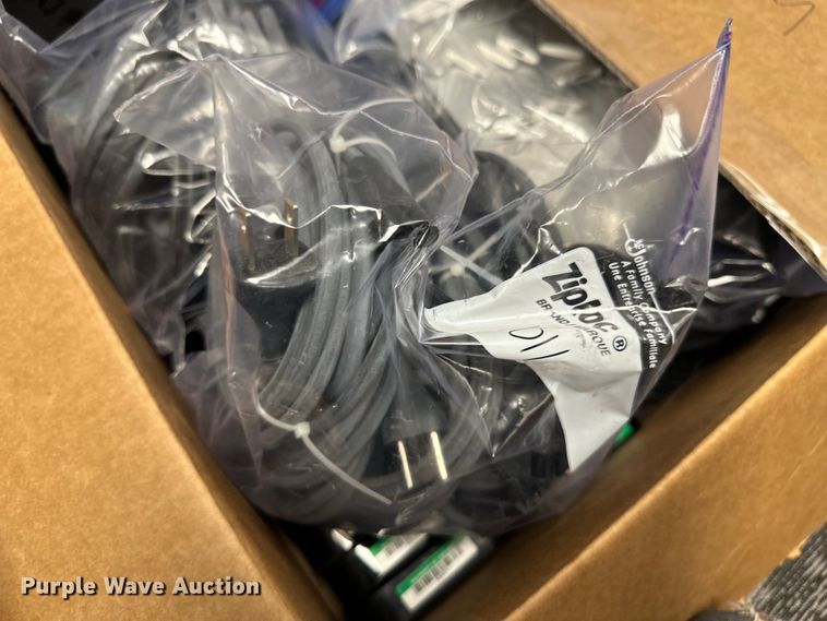 image for item OI9027 (110) Apple TV's