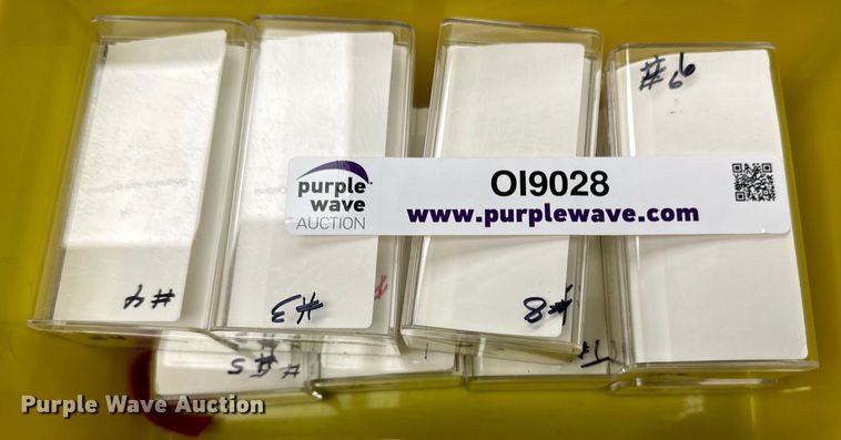 image for item OI9028 (9) iPod Nanos