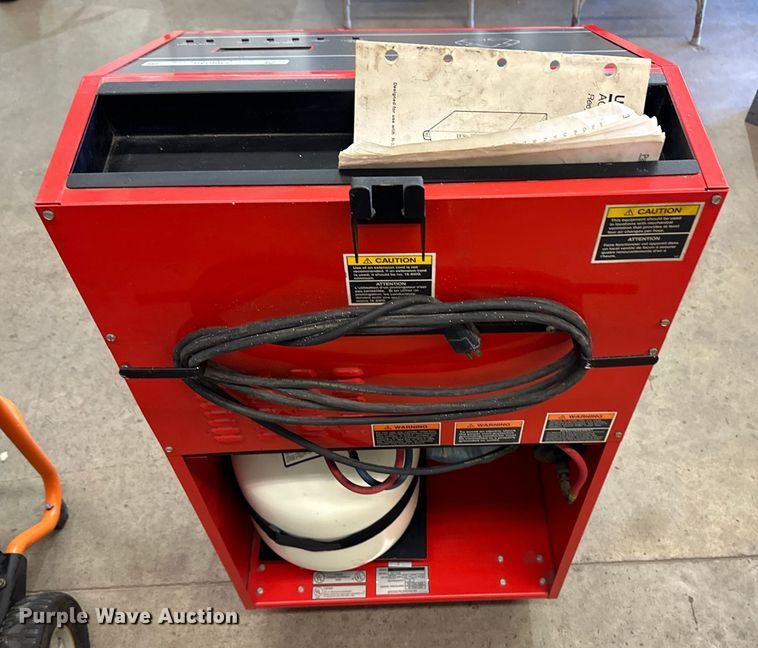 image for item OI9040 Snap On ACT 3120 refrigerant recovery/recycling machine