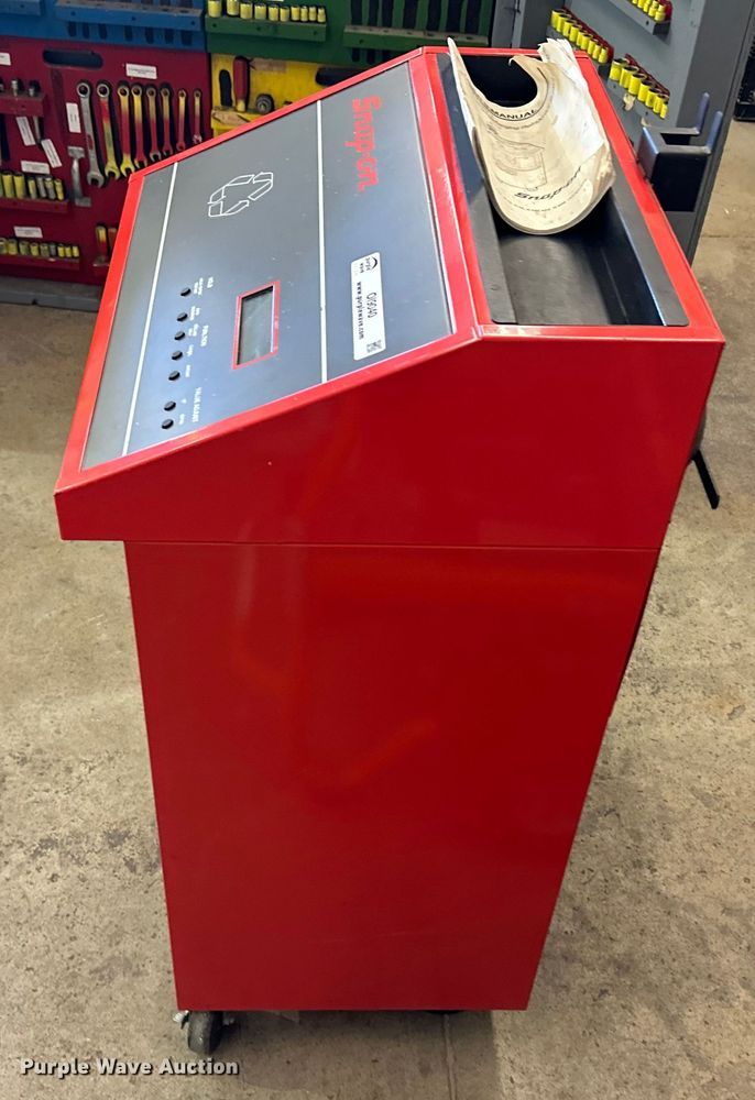 image for item OI9040 Snap On ACT 3120 refrigerant recovery/recycling machine