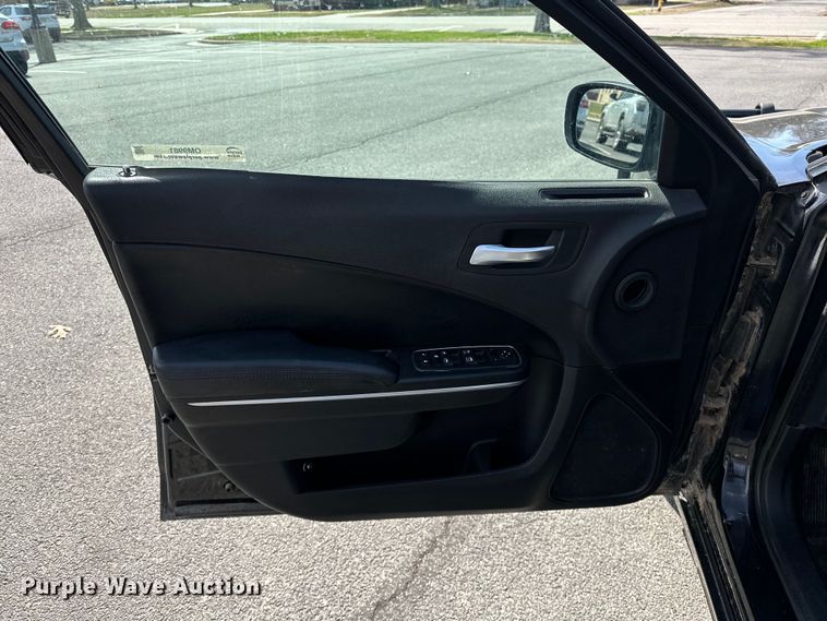 image for item OM9981 2015 Dodge Charger Police 