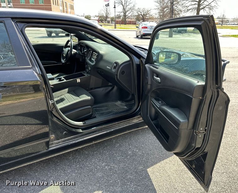 image for item OM9981 2015 Dodge Charger Police 