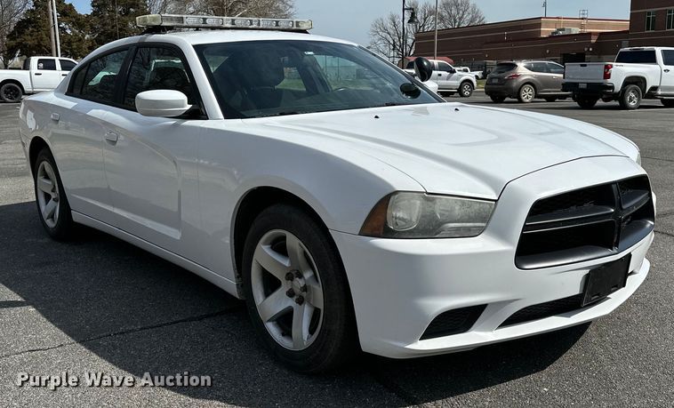 image for item OM9982 2014 Dodge Charger Police 