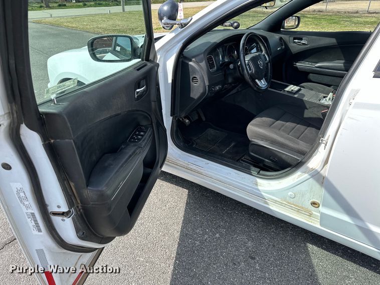 image for item OM9982 2014 Dodge Charger Police 