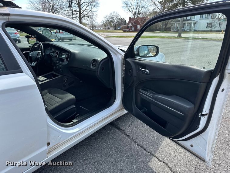 image for item OM9982 2014 Dodge Charger Police 