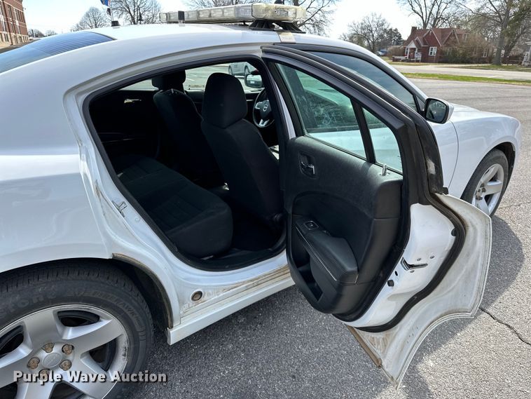 image for item OM9982 2014 Dodge Charger Police 