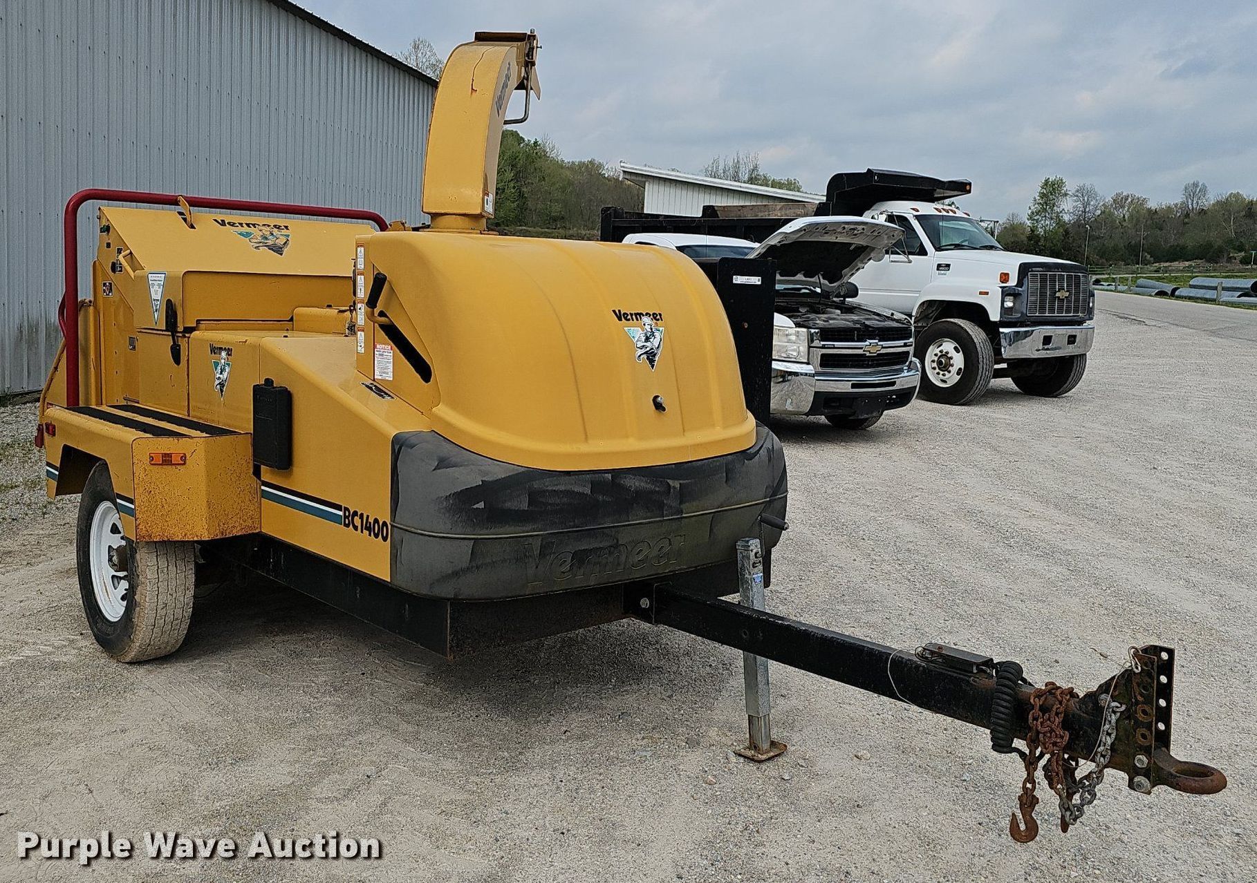 2002 Vermeer BC1400 wood chipper in Galena, MO | Item EJ6312 for sale