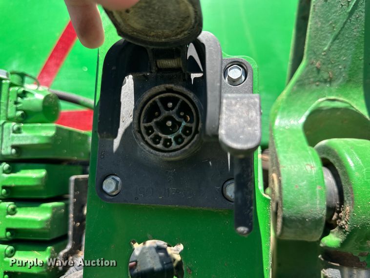 image for item DG4368 2017 John Deere 8295R MFWD tractor