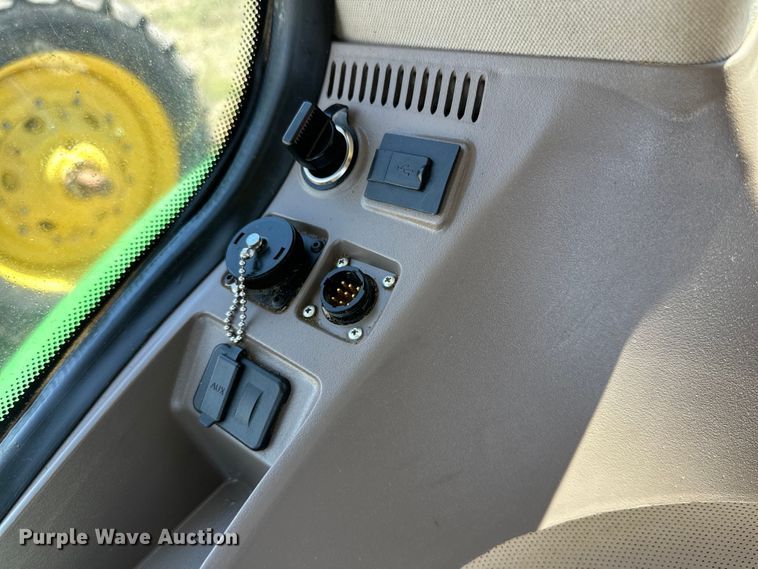 image for item DG4368 2017 John Deere 8295R MFWD tractor