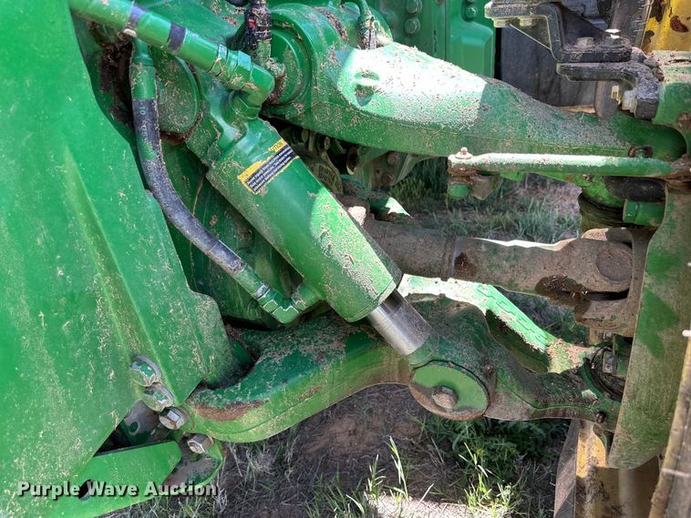 image for item DG4368 2017 John Deere 8295R MFWD tractor