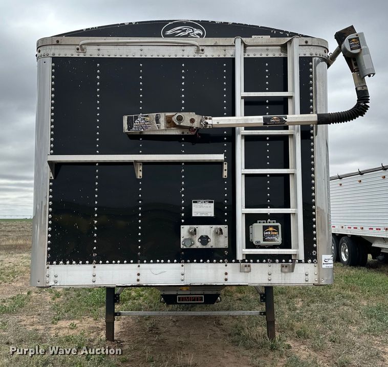 image for item DG4374 2015 Timpte grain trailer