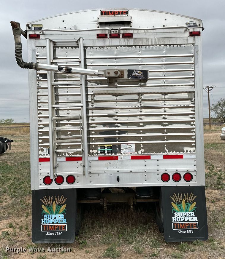 image for item DG4374 2015 Timpte grain trailer