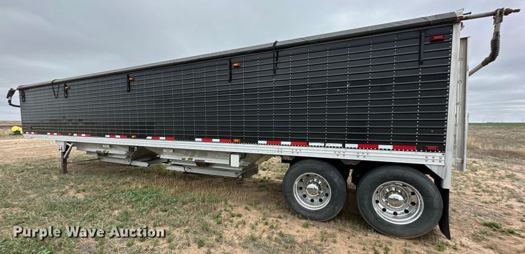 image for item DG4374 2015 Timpte grain trailer
