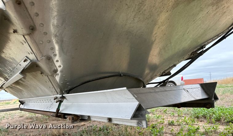 image for item DG4374 2015 Timpte grain trailer