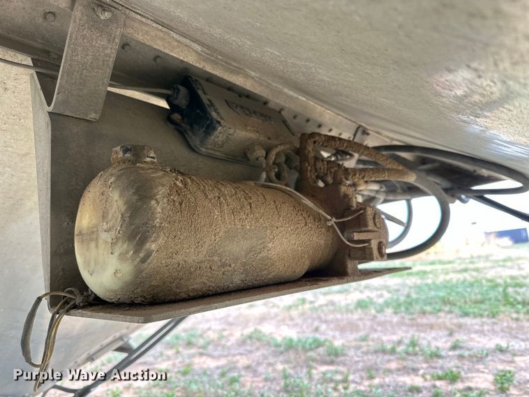 image for item DG4374 2015 Timpte grain trailer