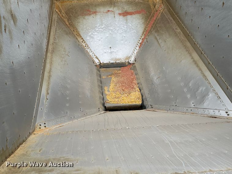 image for item DG4374 2015 Timpte grain trailer