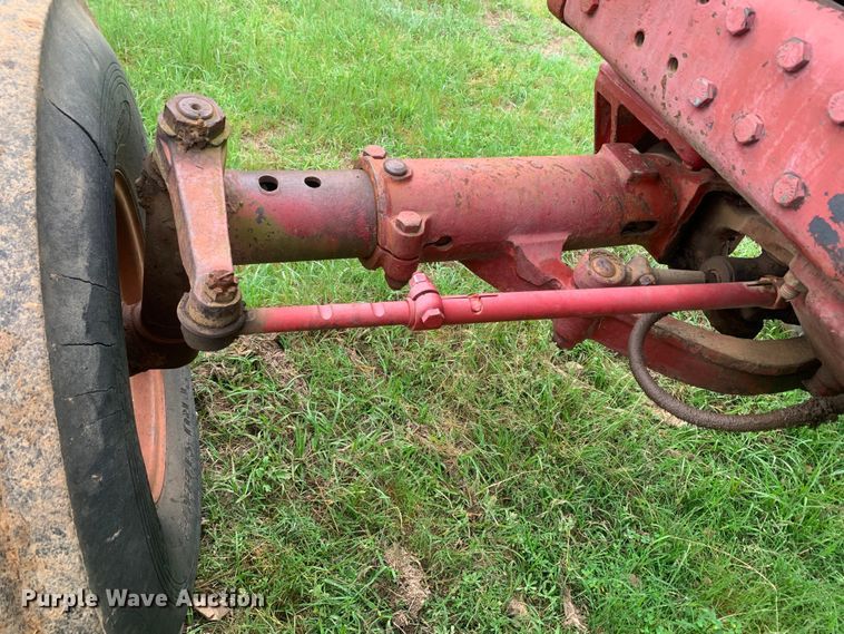 image for item DM7808 International F1586 tractor