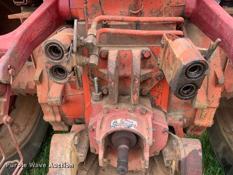 image for item DM7808 International F1586 tractor