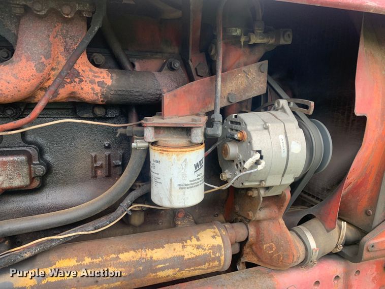 image for item DM7808 International F1586 tractor