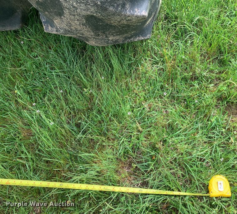 image for item DM7808 International F1586 tractor