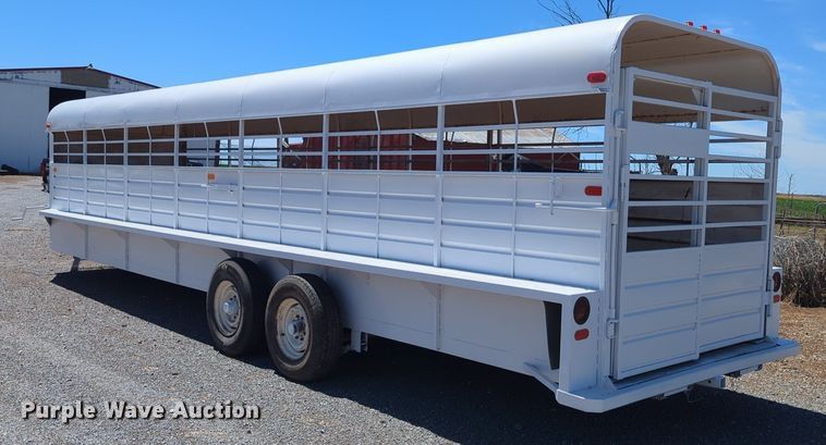 image for item DN3834 Javorsky livestock trailer