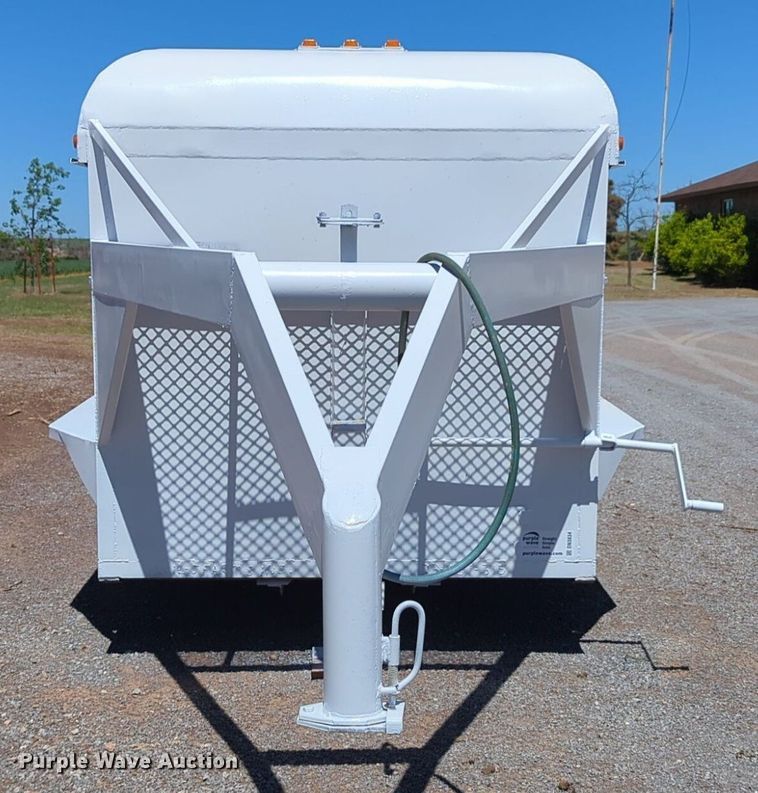 image for item DN3834 Javorsky livestock trailer