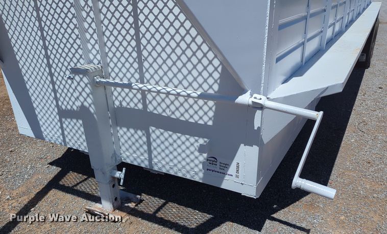 image for item DN3834 Javorsky livestock trailer