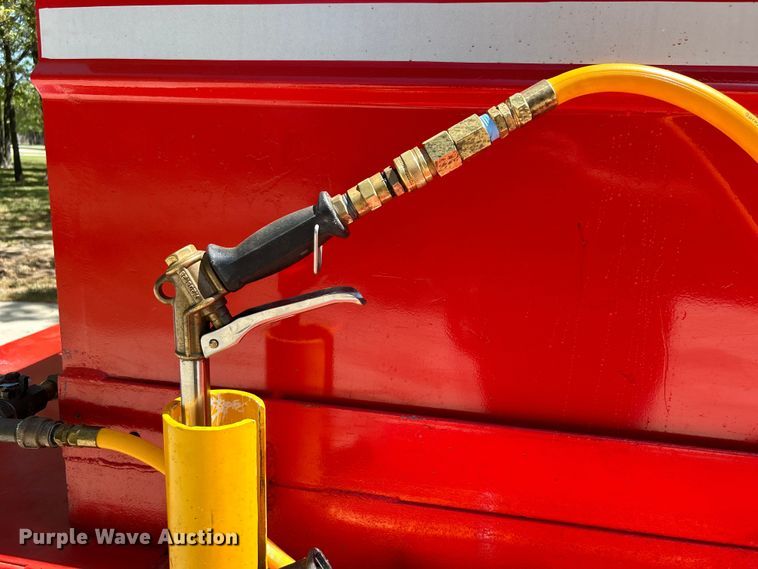 image for item DO1100 John Bean FMC turf sprayer